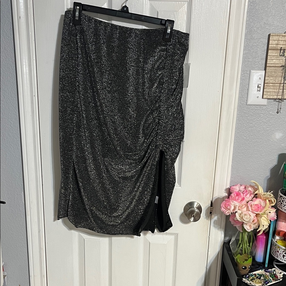 Elegant Black Glitter Skirt